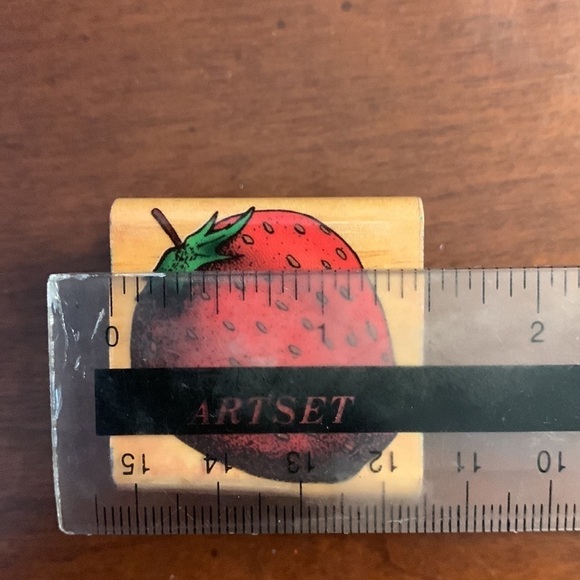 VINTAGE 2001 Sky Kids Strawberry Rubber Stamp - Picture 4 of 5